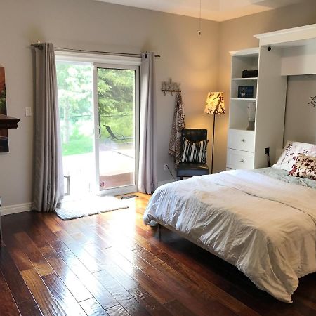 Cozy Luxury On The Thames In Ontario! Apartamento Londres Exterior foto