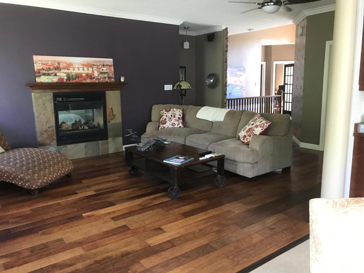 Cozy Luxury On The Thames In Ontario! Apartamento Londres Exterior foto